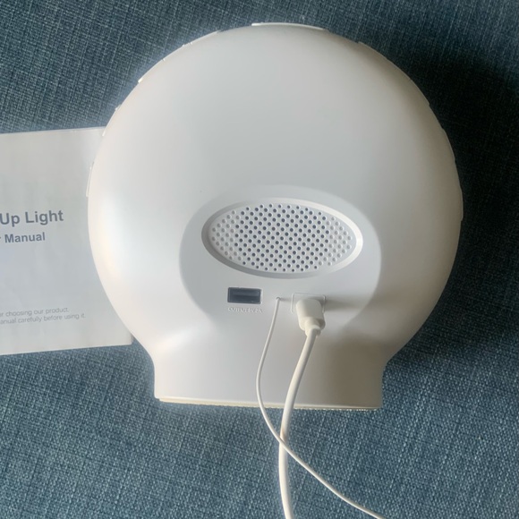 Wake Up Light with User Manual - Picture 3 of 3